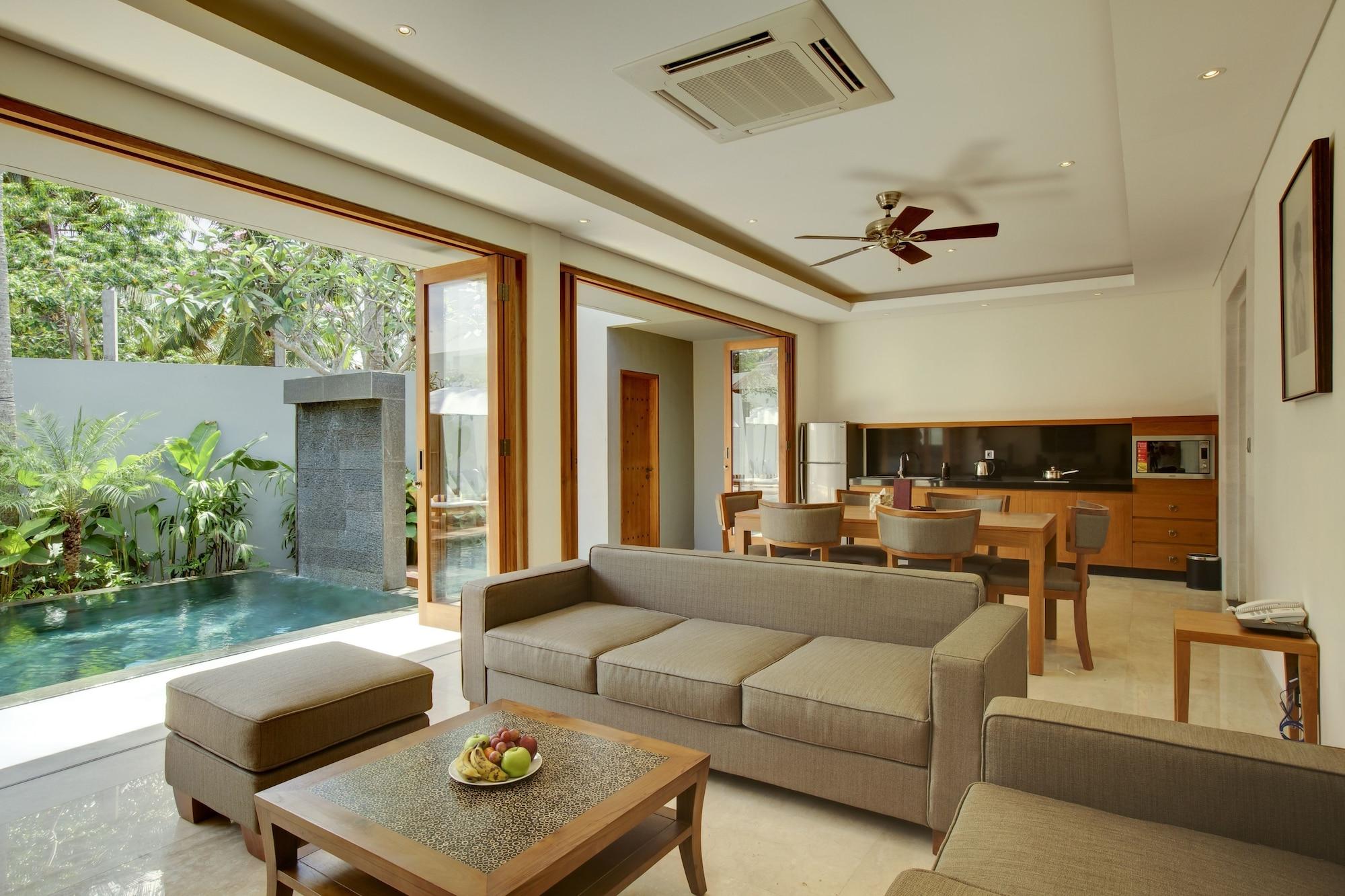 Koenokoeni Villa Seminyak  Room photo