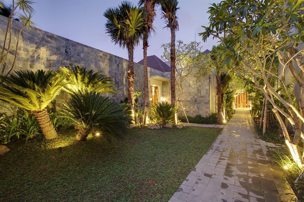 Koenokoeni Villa Seminyak  Exterior photo
