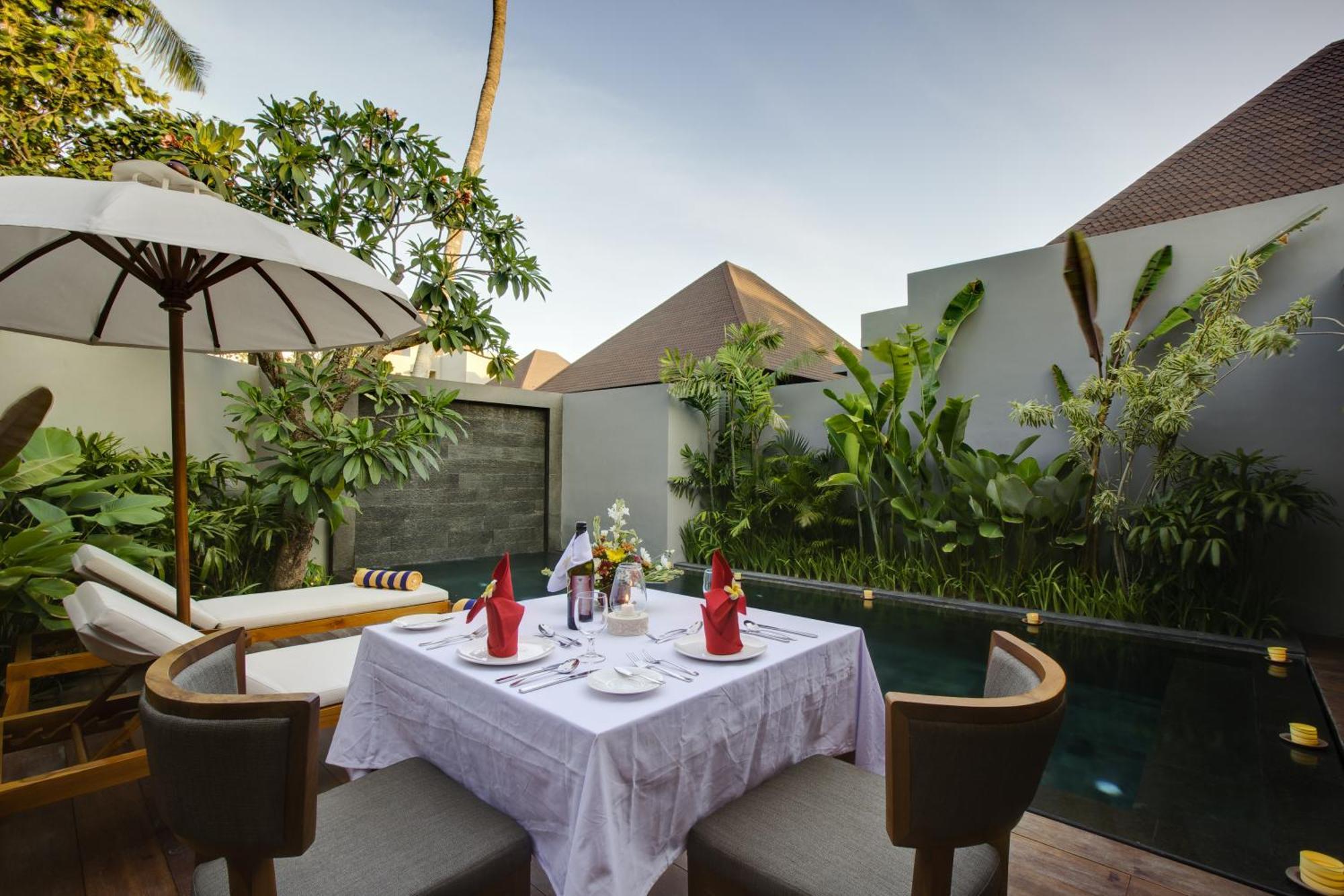 Koenokoeni Villa Seminyak  Restaurant photo