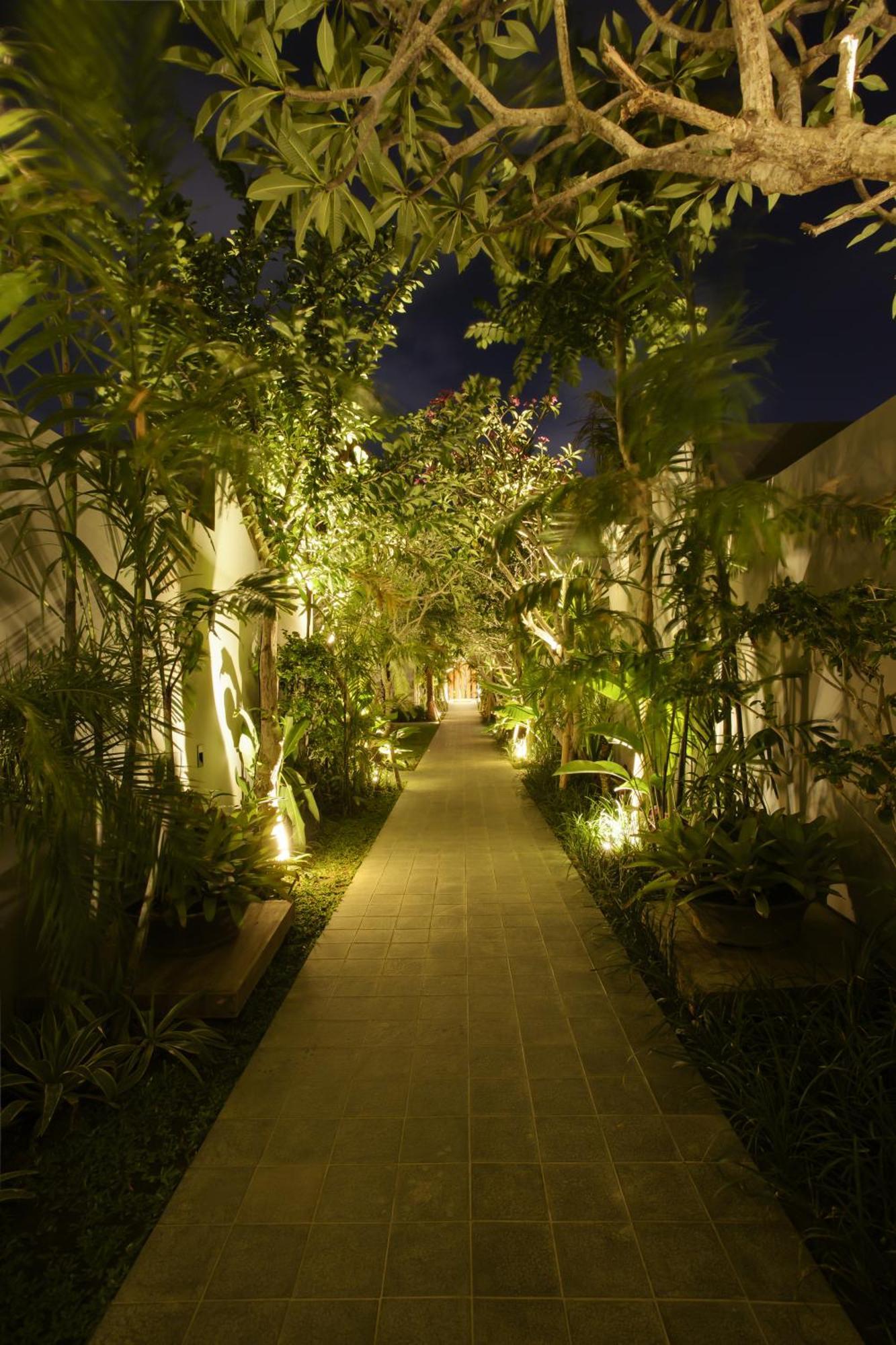 Koenokoeni Villa Seminyak  Exterior photo