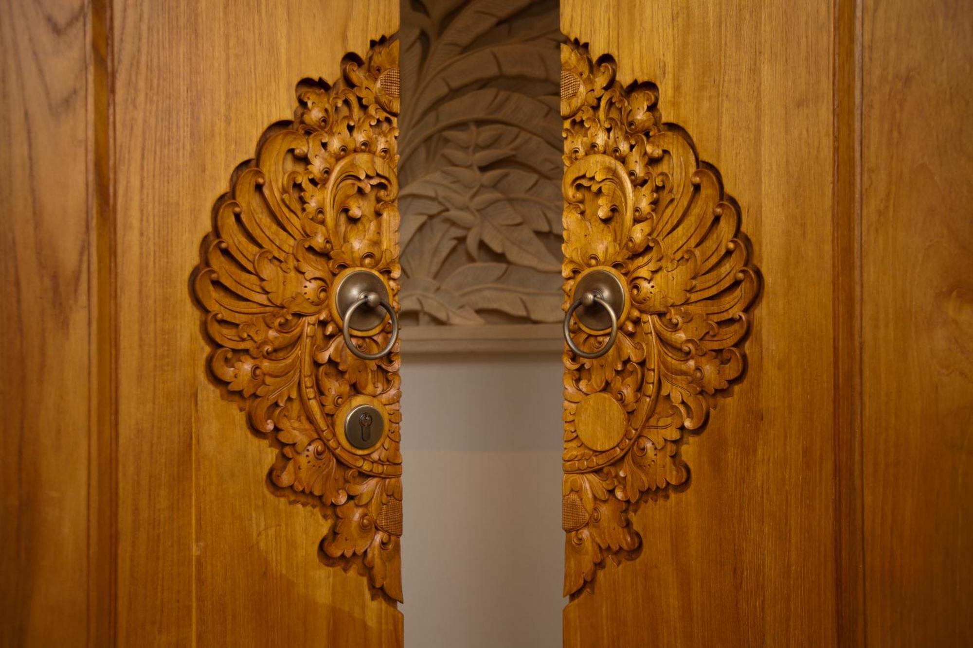 Koenokoeni Villa Seminyak  Exterior photo