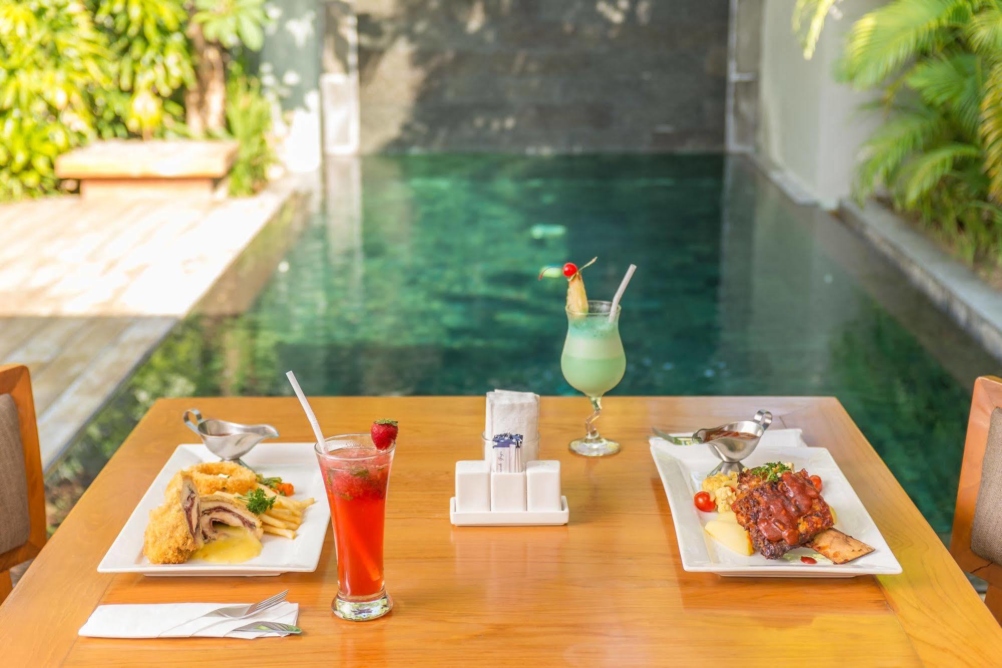 Koenokoeni Villa Seminyak  Exterior photo