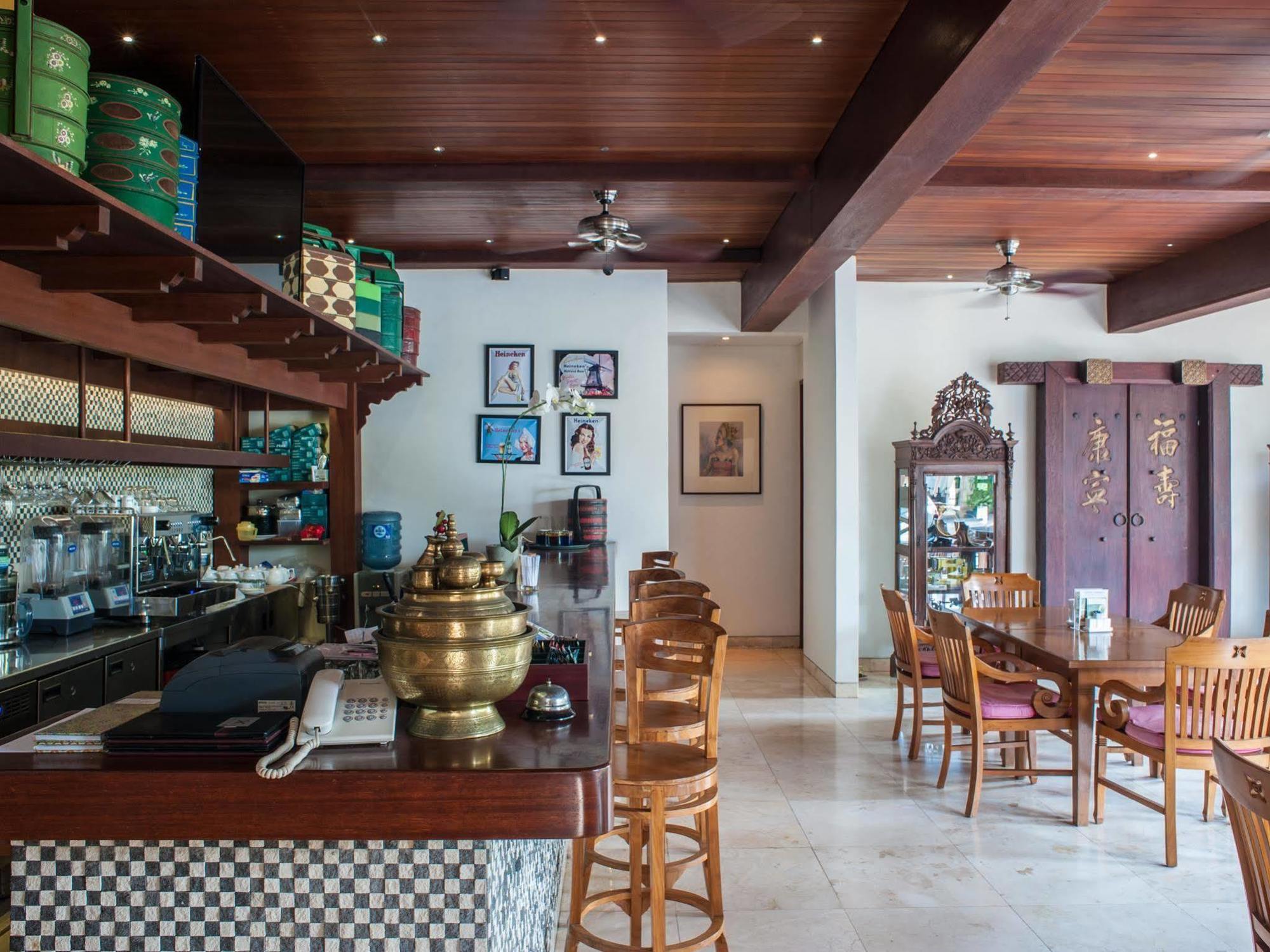 Koenokoeni Villa Seminyak  Exterior photo